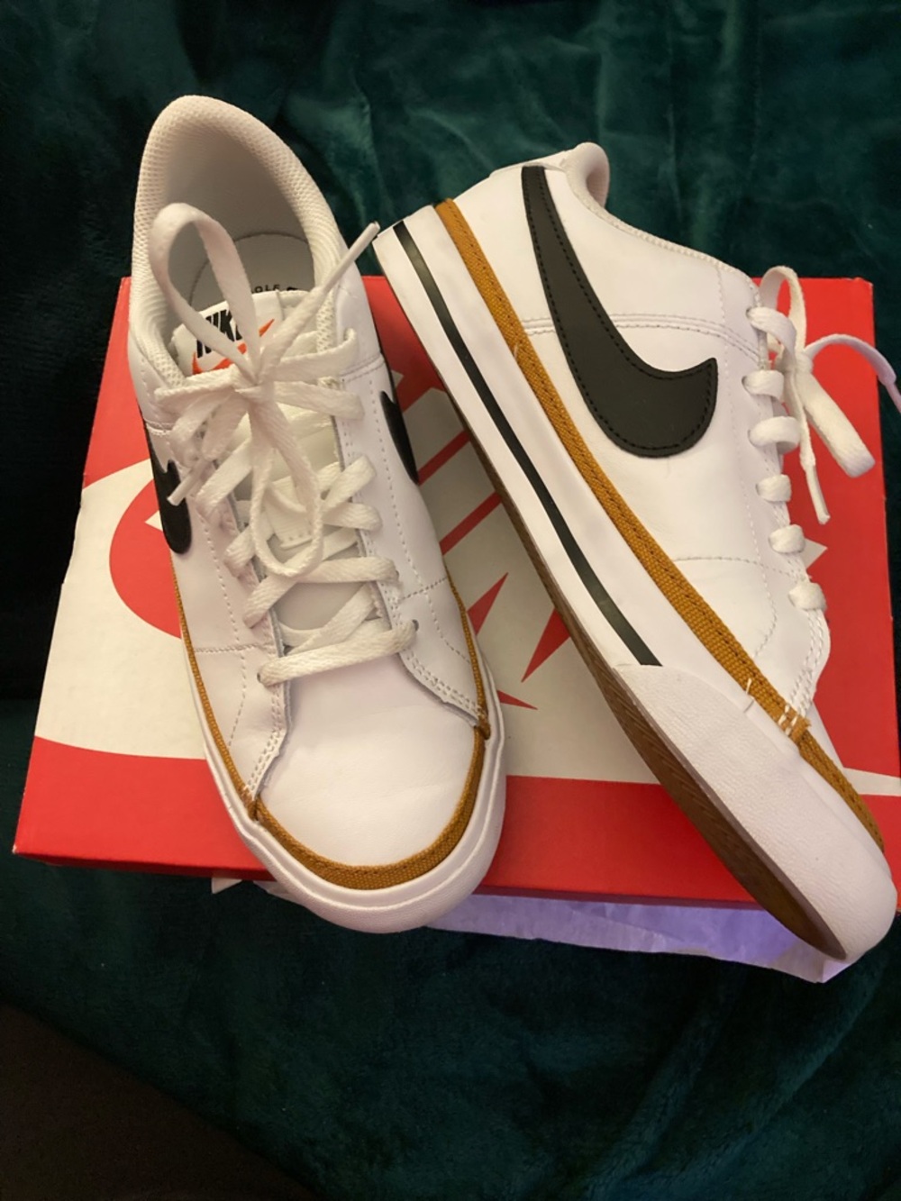 Nike court legacy White Leather Low-Top Sneakers with Black Swoosh and Tan Trim